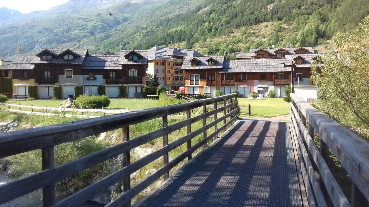 Appartement 24 Les Chalets Du Jardin Alpin La Salle-les-Alpes المظهر الخارجي الصورة